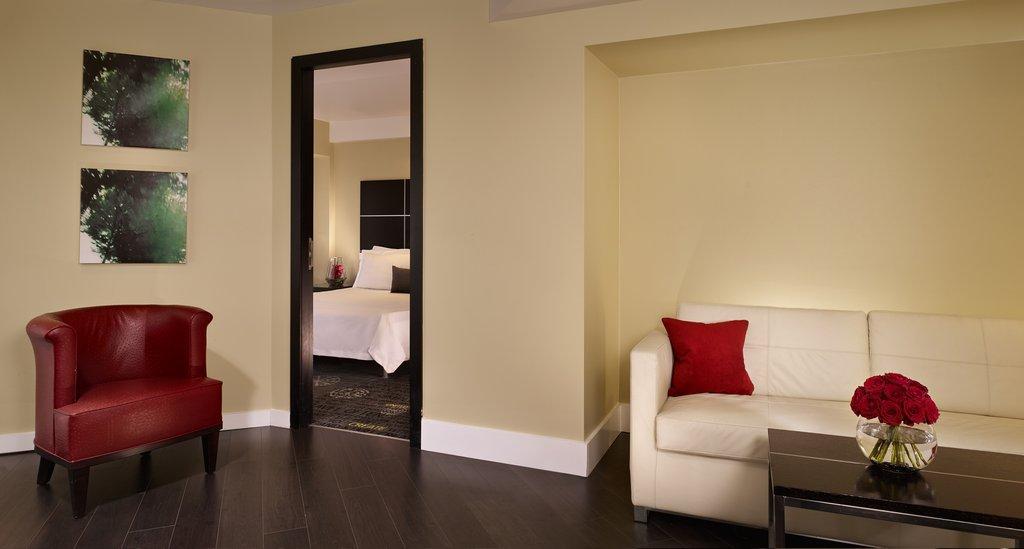 Park Plaza Riverbank Hotel